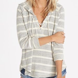 nwot//billabong * poncho hoodie